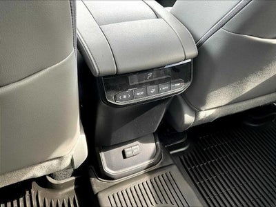 2022 Toyota Highlander XLE AWD (Natl)
