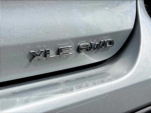 2022 Toyota Highlander XLE AWD (Natl)