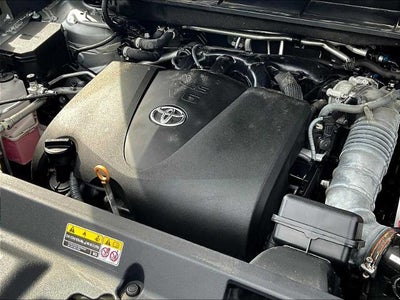 2022 Toyota Highlander XLE AWD (Natl)