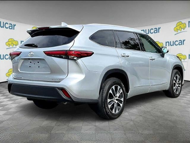 2022 Toyota Highlander XLE AWD (Natl)