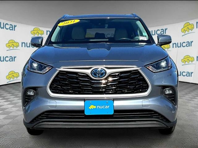 2021 Toyota Highlander Hybrid XLE AWD (Natl)