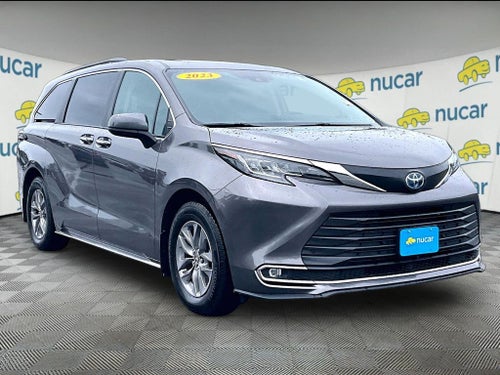 2023 Toyota Sienna XLE 7 Passenger