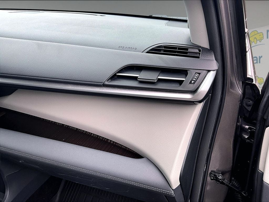 2023 Toyota Sienna XLE 7 Passenger