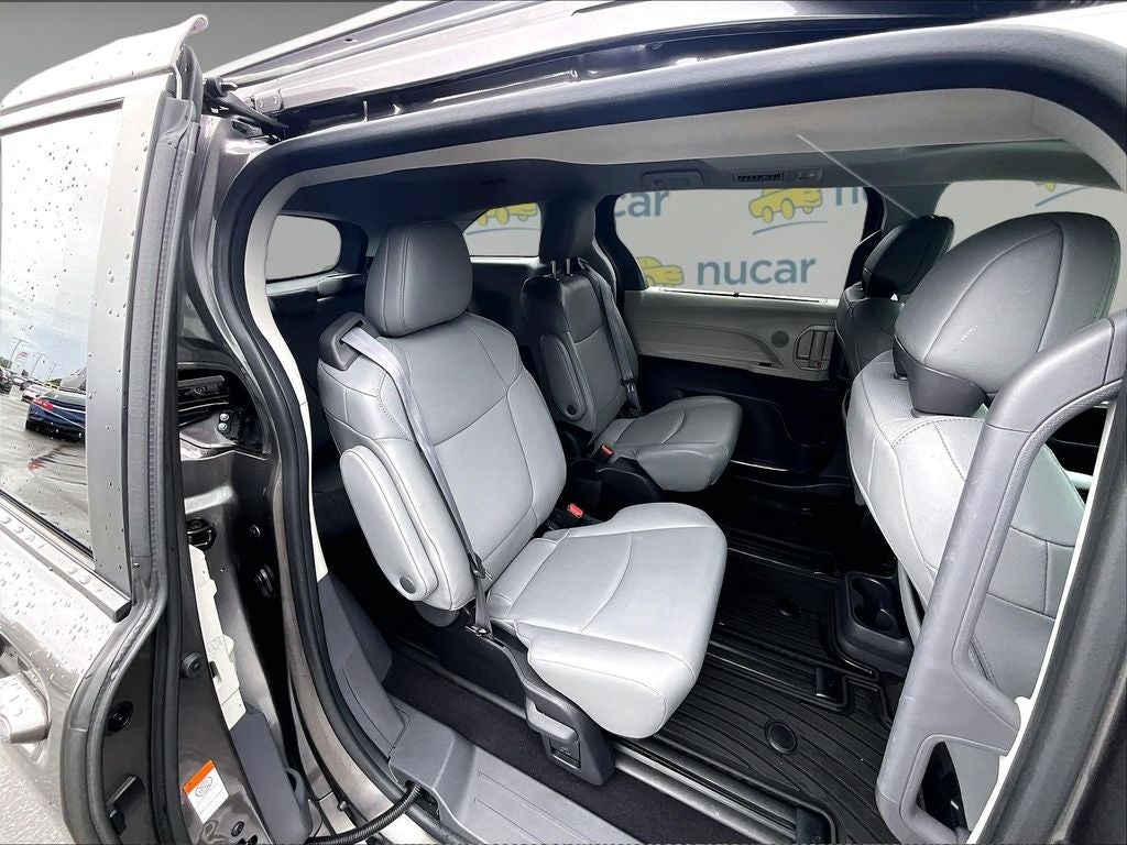 2023 Toyota Sienna XLE 7 Passenger