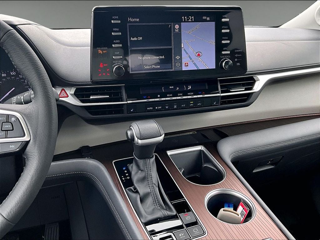 2023 Toyota Sienna XLE 7 Passenger
