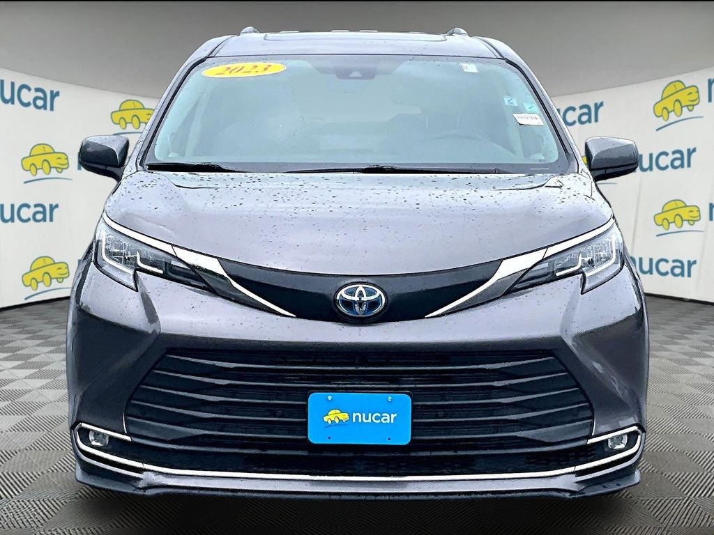 2023 Toyota Sienna XLE 7 Passenger