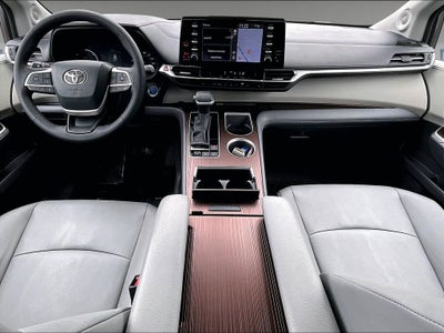 2023 Toyota Sienna XLE 7 Passenger
