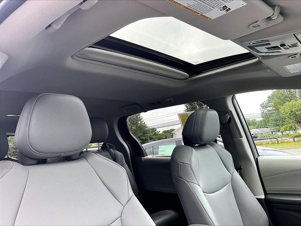 2023 Toyota Sienna XLE 7 Passenger