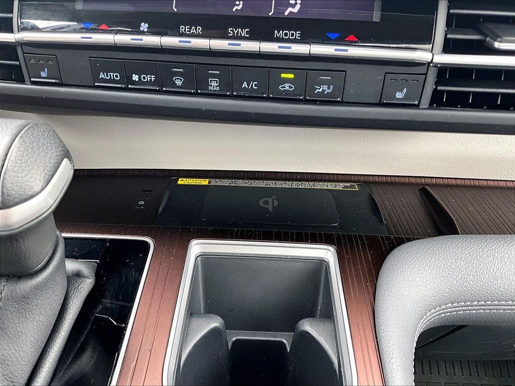 2023 Toyota Sienna XLE 7 Passenger