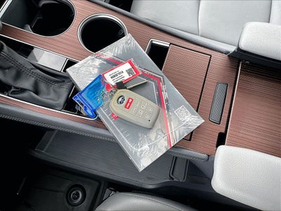 2023 Toyota Sienna XLE 7 Passenger
