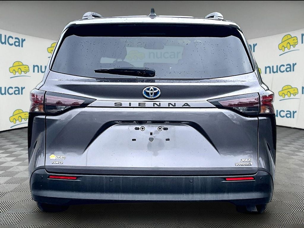 2023 Toyota Sienna XLE 7 Passenger