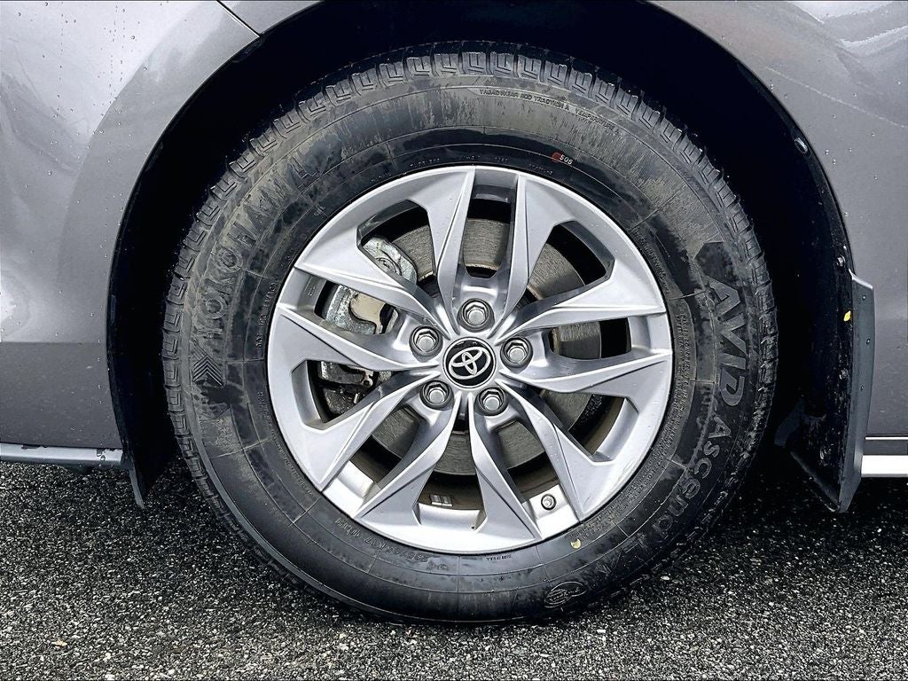 2023 Toyota Sienna XLE 7 Passenger
