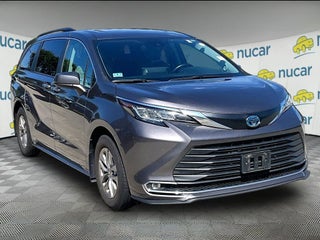 2023 Toyota Sienna XLE 7 Passenger