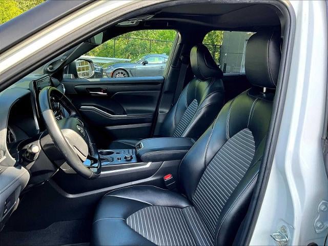 2022 Toyota Highlander XSE AWD (Natl)