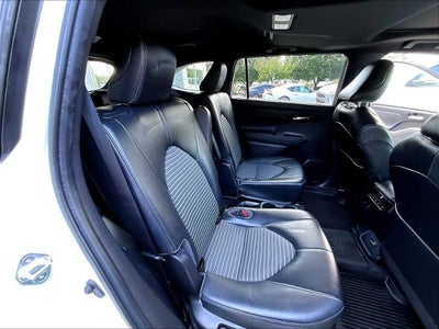 2022 Toyota Highlander XSE AWD (Natl)