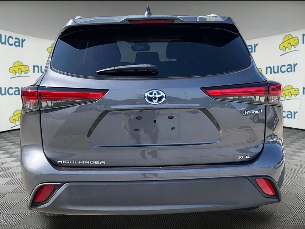 2023 Toyota Highlander Hybrid XLE