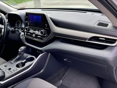 2023 Toyota Highlander LE