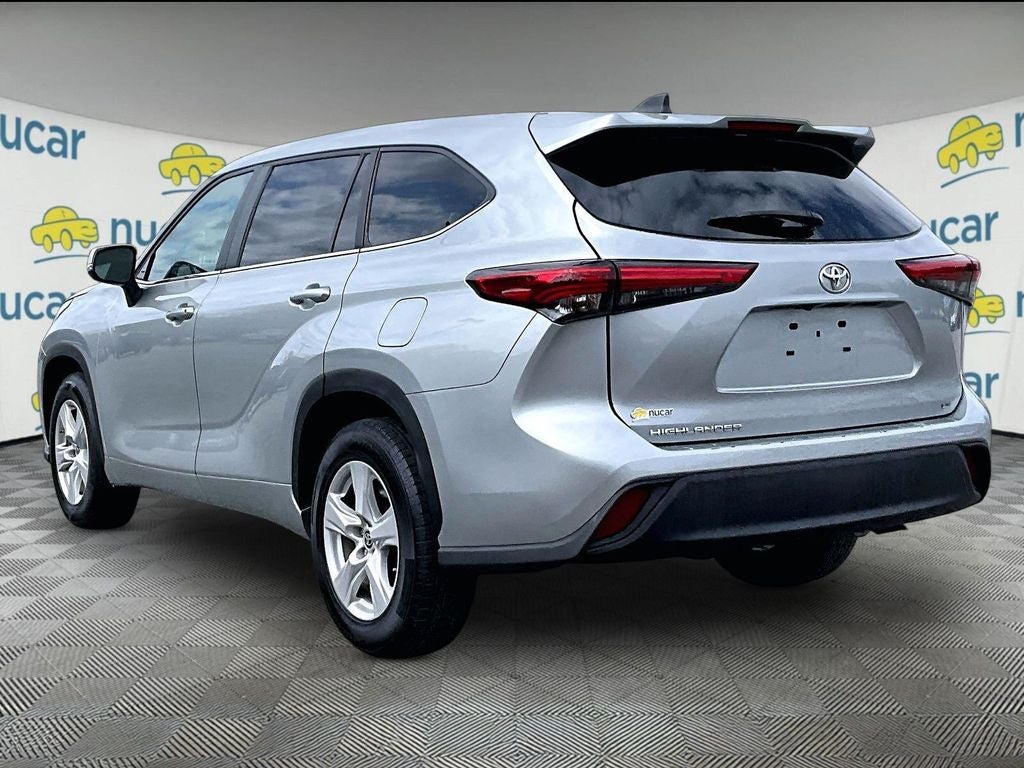 2023 Toyota Highlander LE