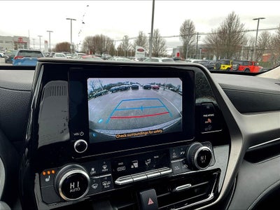 2024 Toyota Highlander XLE