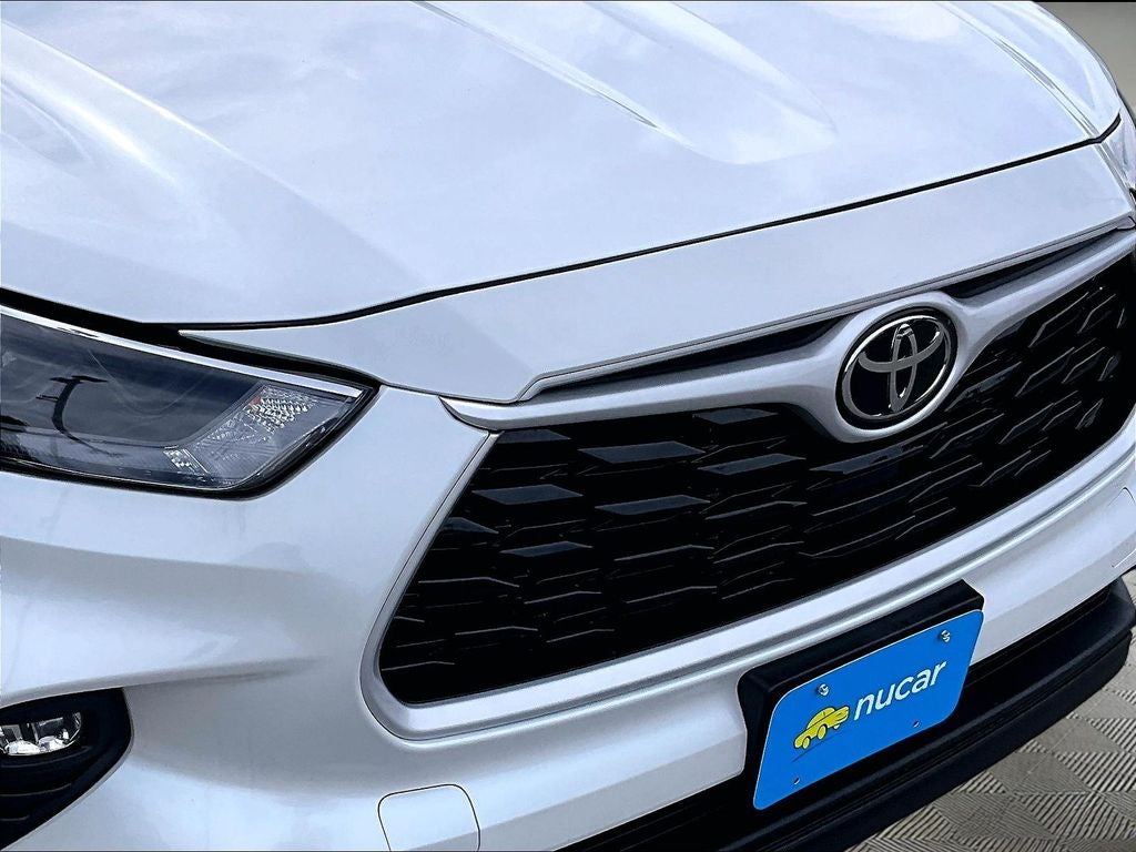 2026 Toyota Highlander XLE