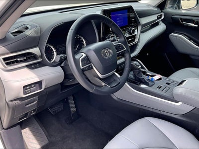 2026 Toyota Highlander XLE