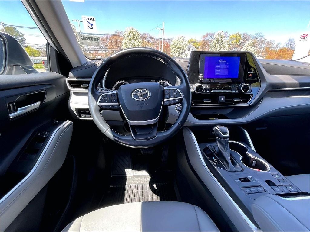 2023 Toyota Highlander XLE