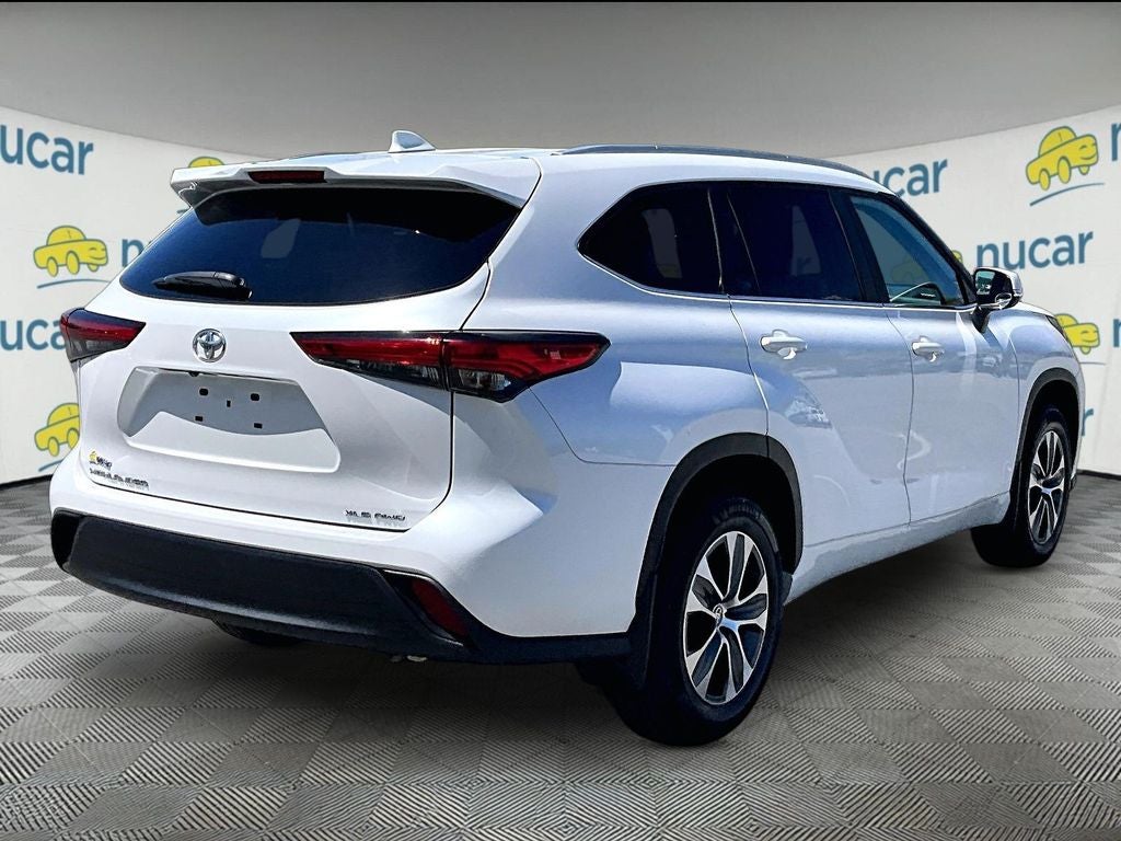 2023 Toyota Highlander XLE