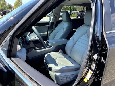 2023 Toyota Highlander XLE AWD (Natl)