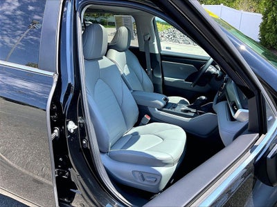 2023 Toyota Highlander XLE AWD (Natl)
