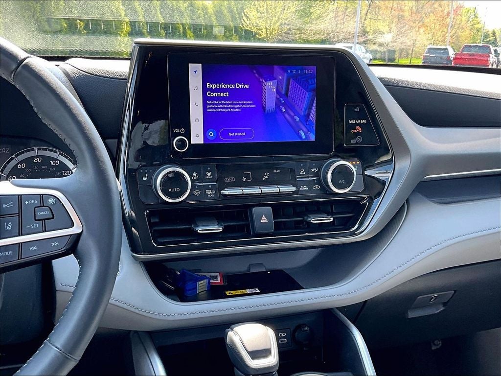 2023 Toyota Highlander XLE AWD (Natl)