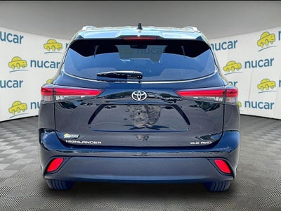 2023 Toyota Highlander XLE AWD (Natl)