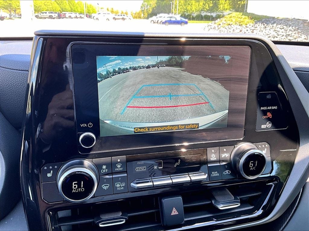 2025 Toyota Highlander XLE