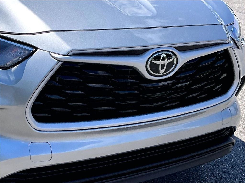 2025 Toyota Highlander XLE