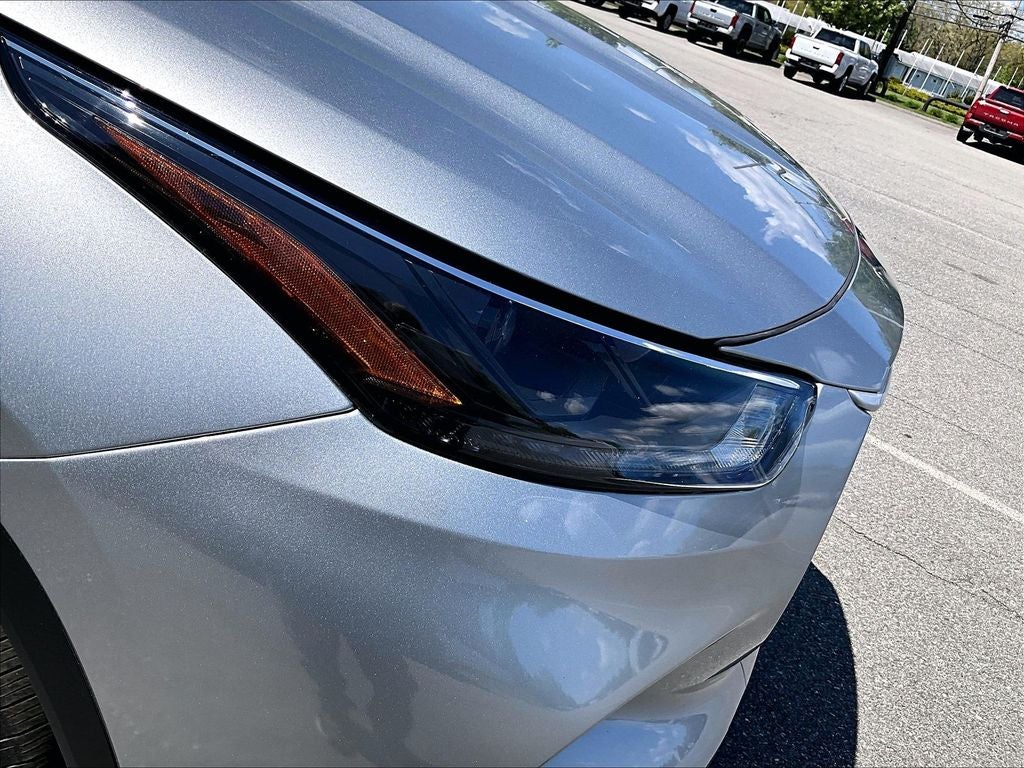 2025 Toyota Highlander XLE