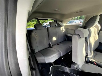 2024 Toyota Sienna LE FWD 8-Passenger (Natl)