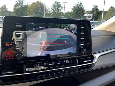 2024 Toyota Sienna LE FWD 8-Passenger (Natl)