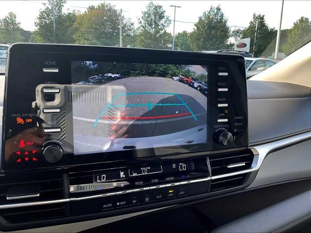 2024 Toyota Sienna LE FWD 8-Passenger (Natl)