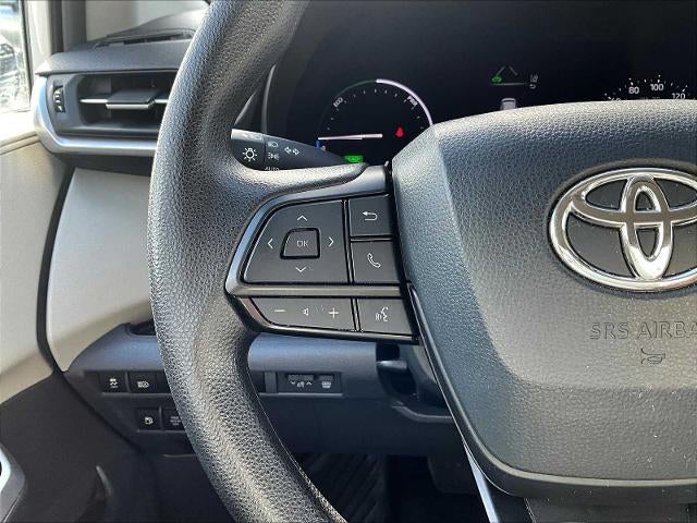 2024 Toyota Sienna LE FWD 8-Passenger (Natl)