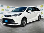 2024 Toyota Sienna LE FWD 8-Passenger (Natl)