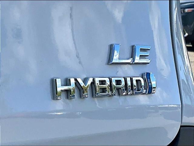 2024 Toyota Sienna LE FWD 8-Passenger (Natl)