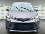 2023 Toyota Sienna LE 8 Passenger
