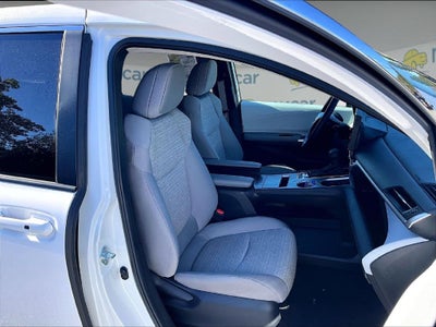 2025 Toyota Sienna LE 8 Passenger