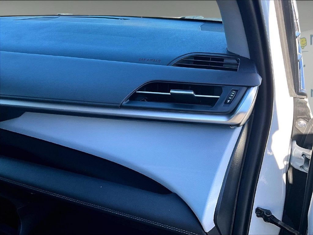 2025 Toyota Sienna LE 8 Passenger