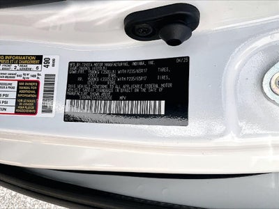 2025 Toyota Sienna LE 8 Passenger