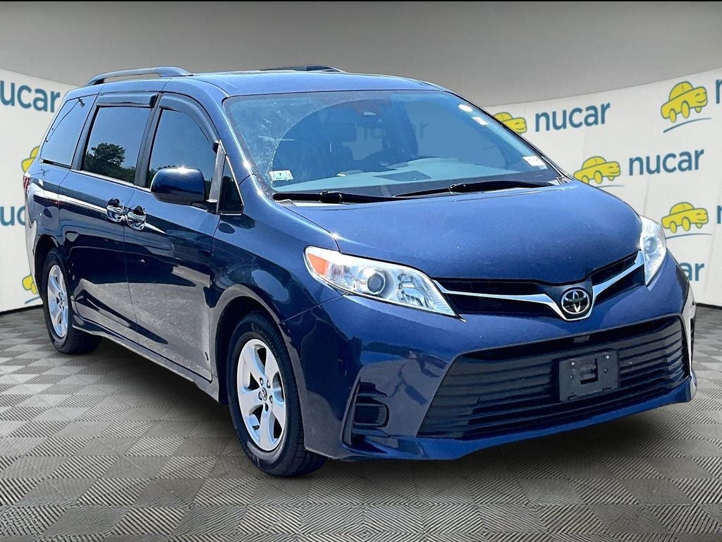 2020 Toyota Sienna LE 8 Passenger