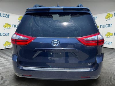 2020 Toyota Sienna LE 8 Passenger