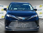2025 Toyota Sienna XLE 8 Passenger