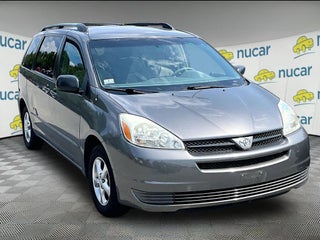 2005 Toyota Sienna LE