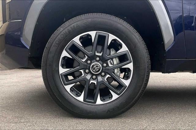 2023 Toyota Tundra 4WD 4WD Limited CrewMax 5.5' Bed (Natl)