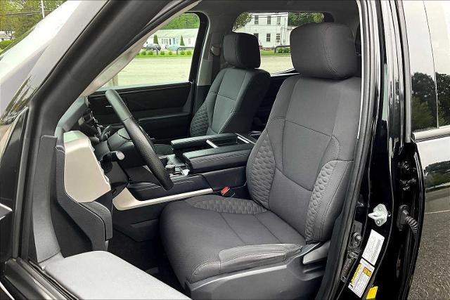 2022 Toyota Tundra 4WD 4WD SR5 CrewMax 5.5' Bed (SE)